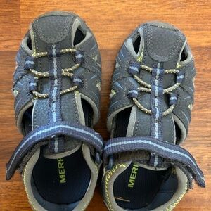 Merrell Kids' Black and Gray Outdoor Sandals
